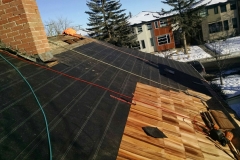Cedar shingles roof installation